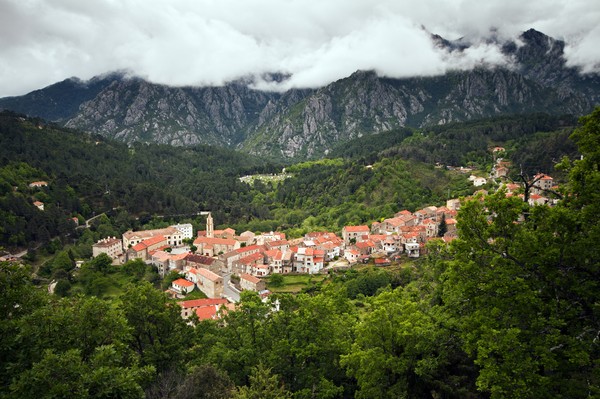 Village de Ghisoni en Corse