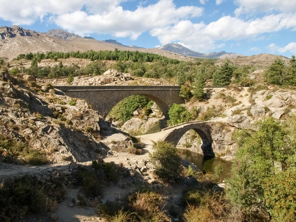 Albertacce, vieux pont de Pierre