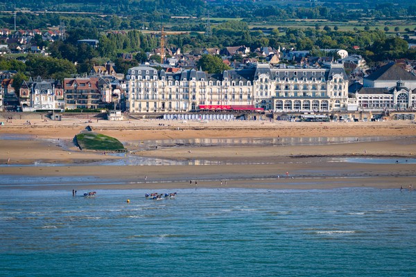 Vue aérienne de Cabourg, France