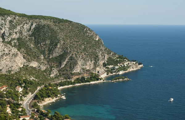 Photo principale de Eze Est